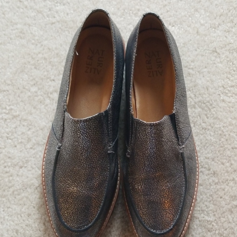 Shoes - Picture 3 of 3